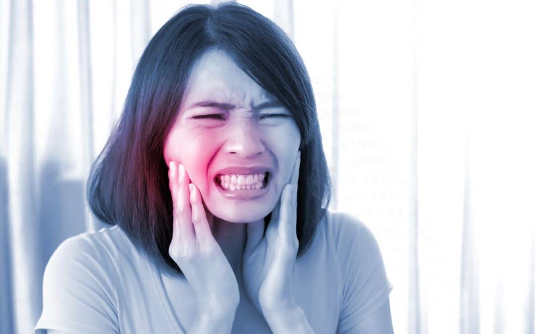 Can a Tooth Cause Jaw Pain on One Side? Here’s What to Know