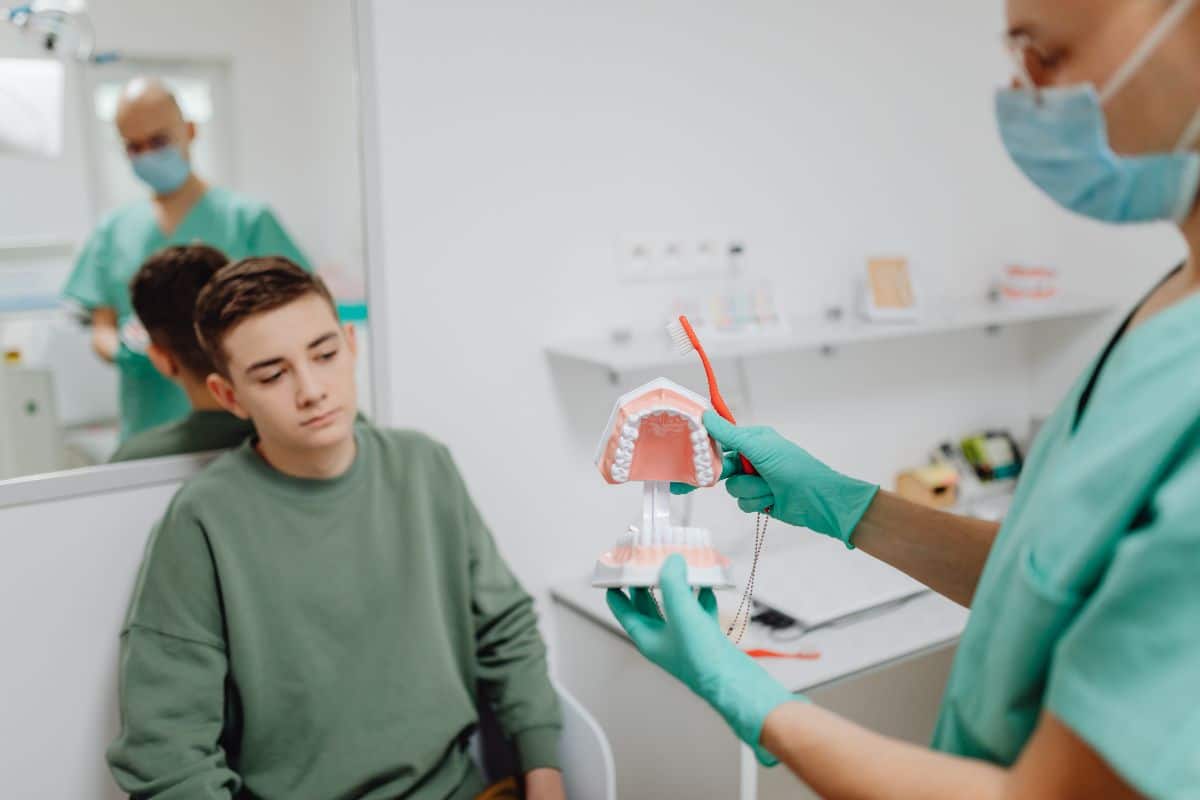dental-anxiety-strategies-calm-nervous-patients