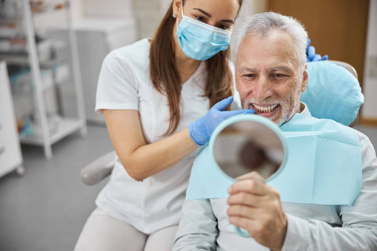 All-on-4 vs. Traditional Implant Dentures All-on-4 vs traditional implant dentures dental treatment